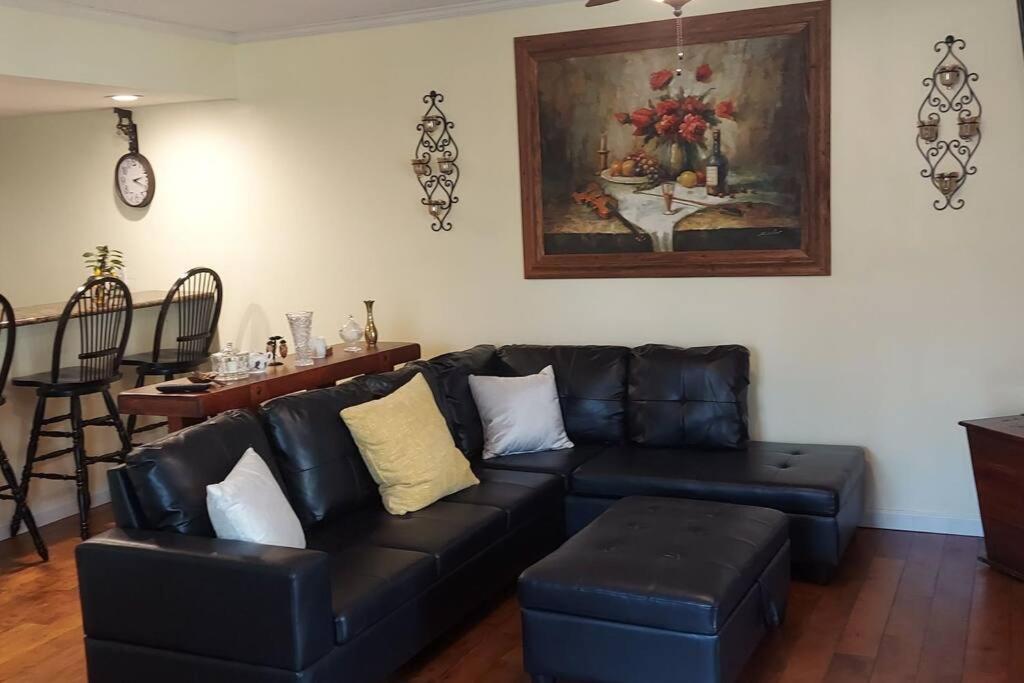 Вілла J.Creek Retreat, Creekside Townhouse +1 Car Garage Маґґі-Валлі Екстер'єр фото